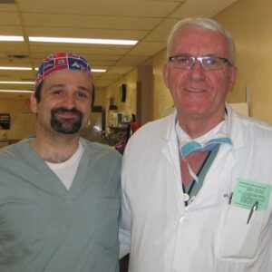 Τορόντο 2009. Στο χειρουργείο με τον Καθηγητή James Waddell.