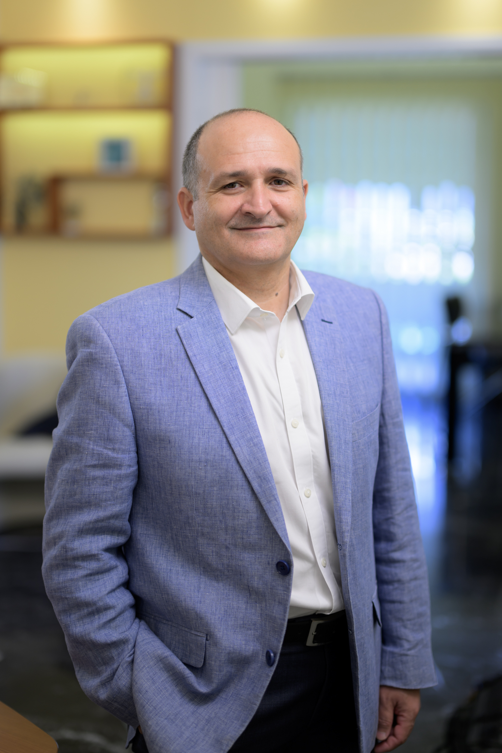 Βασίλης Νικολάου